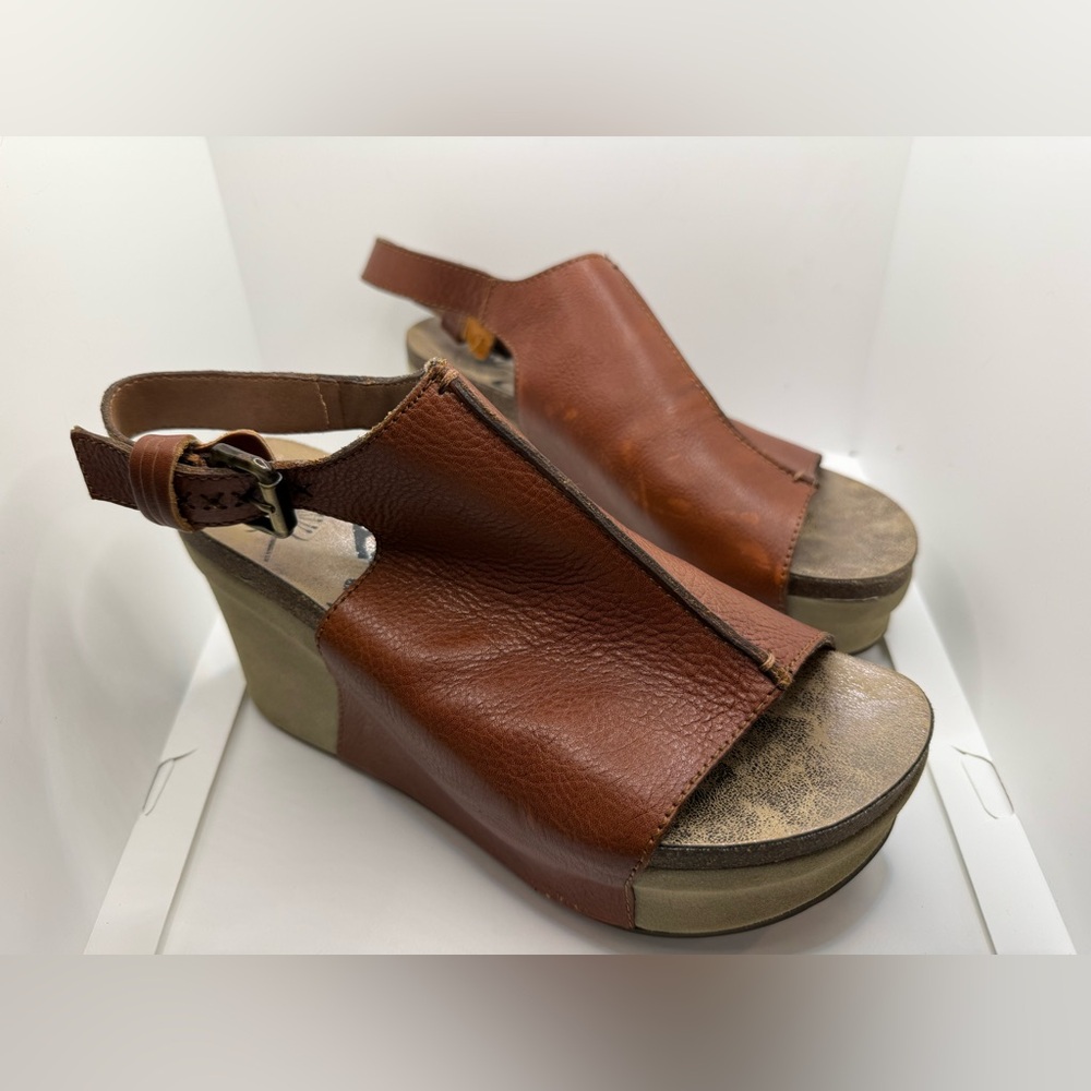OTBT Brown Leather Wedges